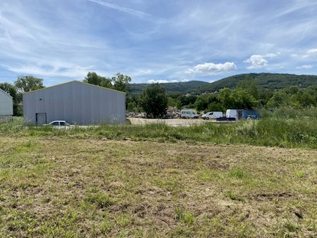 Terrain viabilisé 2100 m² à FELINES