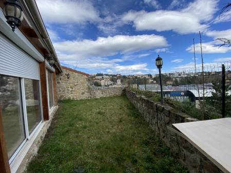 DUPLEX SPACIEUX 175m² AVEC JARDIN À ANNONAY