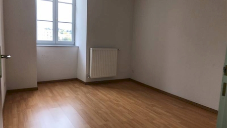 APPARTEMENT T3 SUR ANNONAY PROCHE CHAMP DE MARS