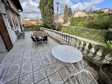 Maison 156m² avec Piscine et Sous-Sol au PEAGE DE ROUSSILLON