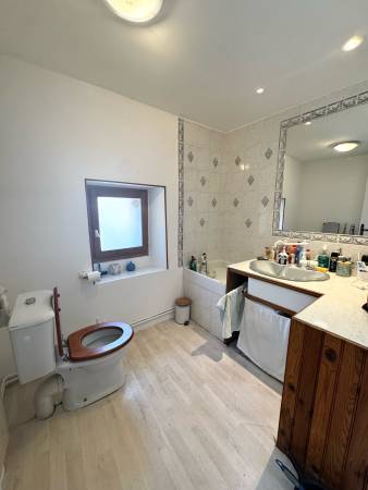 Maison de 108m² avec dépendance et garage de 69m² à VOCANCE