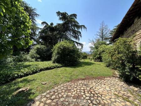 Demeure de caractère en pierres, 329 m² à ALBON