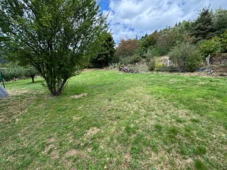 Au cœur de l’Ardèche Verte – Authentique maison en pierre avec dépendances et vue panoramique