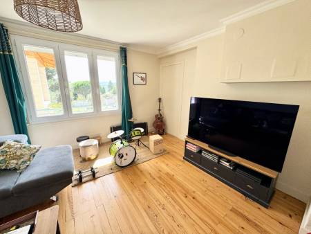 À vendre – Maison 205 m² à Annonay, proche écoles et commerces