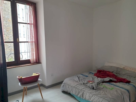 Studio à Annonay avec balcon proche des lycées