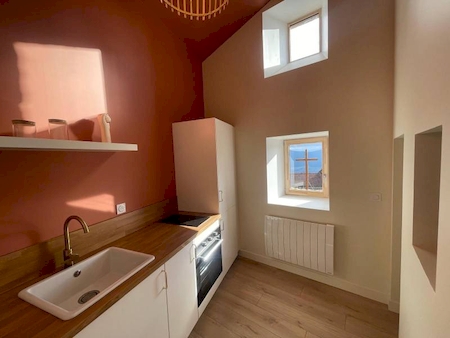 Maison en pierre 2ch avec terrain à BURDIGNES