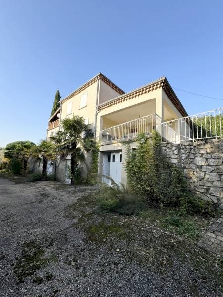 Propriété de caractère à ANDANCE : 11 920 m² de terrain et un potentiel exceptionnel
