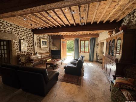 Demeure de caractère en pierres, 329 m² à ALBON
