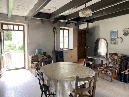 Ensemble immobilier avec deux habitations sur terrain de 7201m²