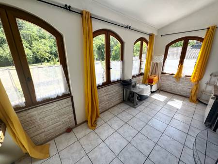 Maison de 108m² avec dépendance et garage de 69m² à VOCANCE
