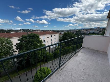 Appartement 4 pièces avec garage et place