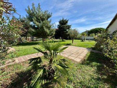 À vendre – Maison 205 m² à Annonay, proche écoles et commerces