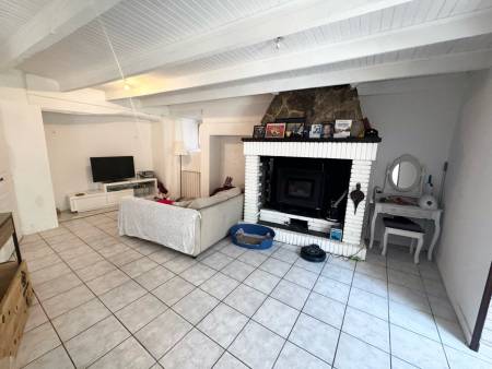 Maison de 108m² avec dépendance et garage de 69m² à VOCANCE