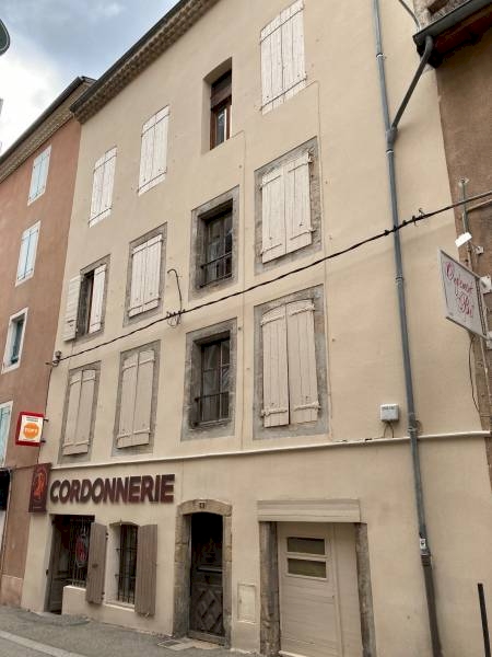 ANNONAY - Immeuble proche de la place des Cordeliers