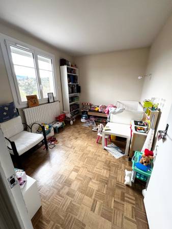 Appartement 4 pièces avec garage et place